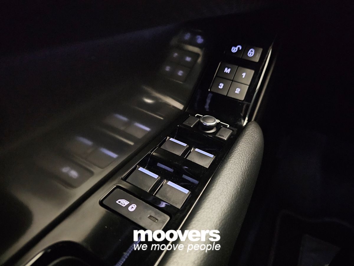 Land Rover Range Rover Velar 2.0D I4 240 CV R-Dynamic S 